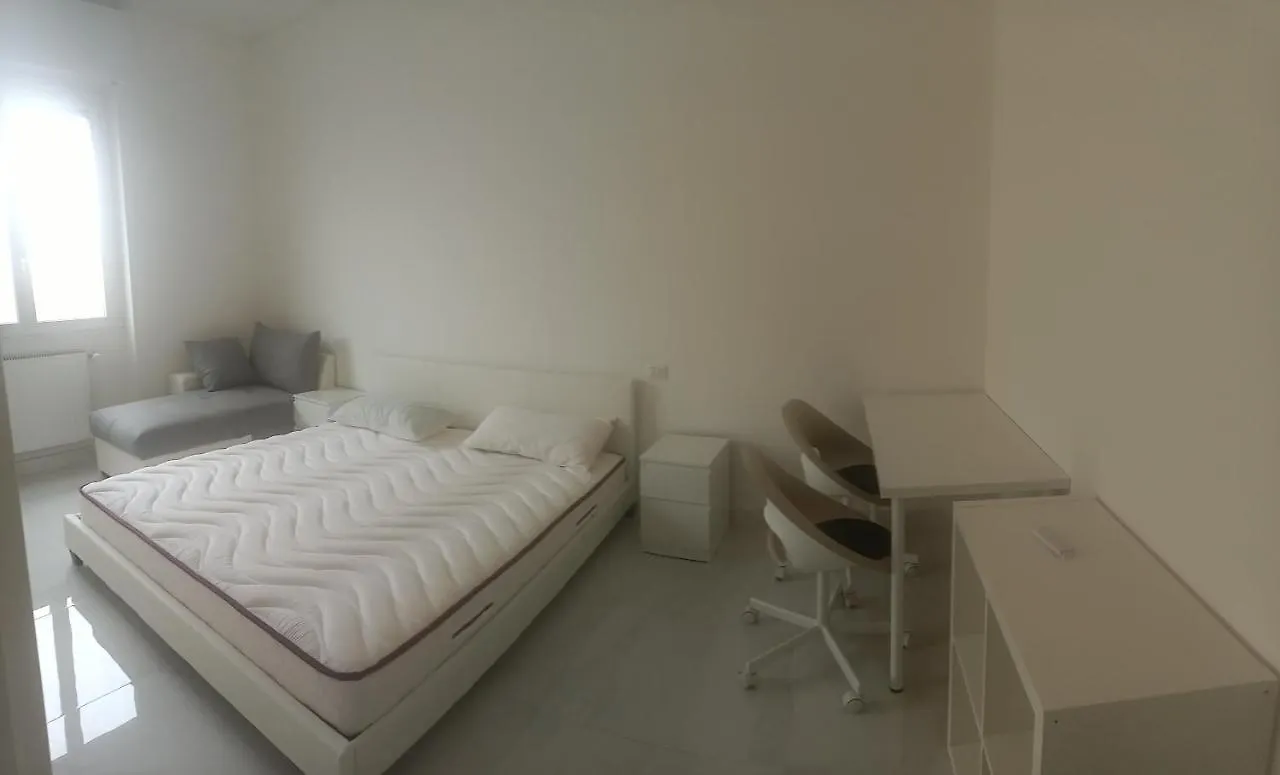 Flarer Appartamento Pavia